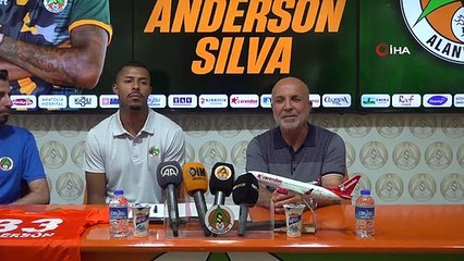Alanyaspor, Anderson Oliveira Silva ile 4 yıllık sözleşme imzaladı
