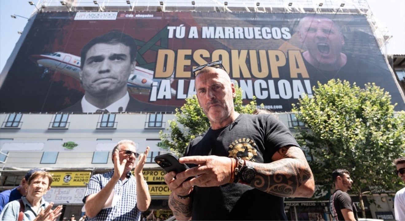 El líder de Desokupa anuncia que creará un "ejército de la calle": "Si tengo que morir, moriré en las calles defendiendo a mi país"