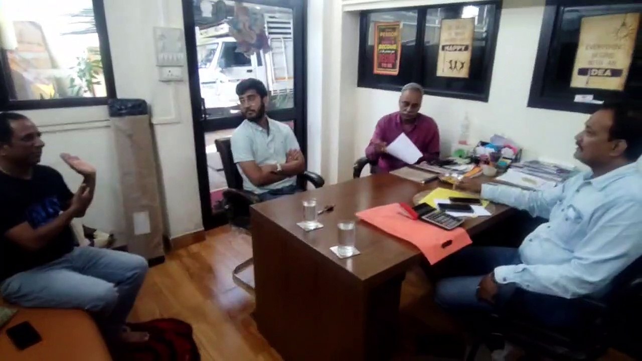 औद्योगिक क्षेत्र में सुविधाएं जुटाएं. . लघु उद्योगों की कृषि भूमि का हो नियमन