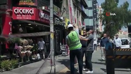 İzmir'de Arapça tabelalar tek tek indirildi