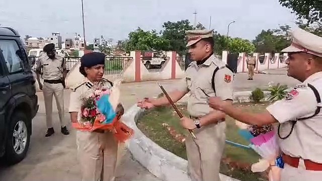 पुलिस महानिरीक्षक ने किया प्रतापगढ़ दौरा, जिले की स्थिति की ली जानकारी