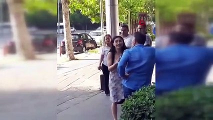 Beylikdüzü'nde kadın aracın önüne atladı: O anlar kamerada