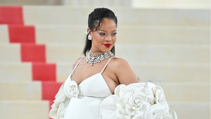 GALA VIDÉO - PHOTO - Rihanna maman : ce rare cliché de son fils, complice avec son père A$AP Rocky (1)