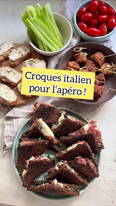 Aujourd’hui, pour l’apéro, je te propose des croques italien  Pour cela, il te faut : - Des tranches de pain, de seigle et graines  - Du jambon italien - De la mozzarella - De la salade - Et de l’huile d’olive  Et ensuite tu regardes la recette 