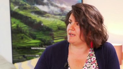 VOICI - "Le suicide maternel, tabou dans le tabou" : comment une chroniqueuse des Maternelles a sauvé une vie