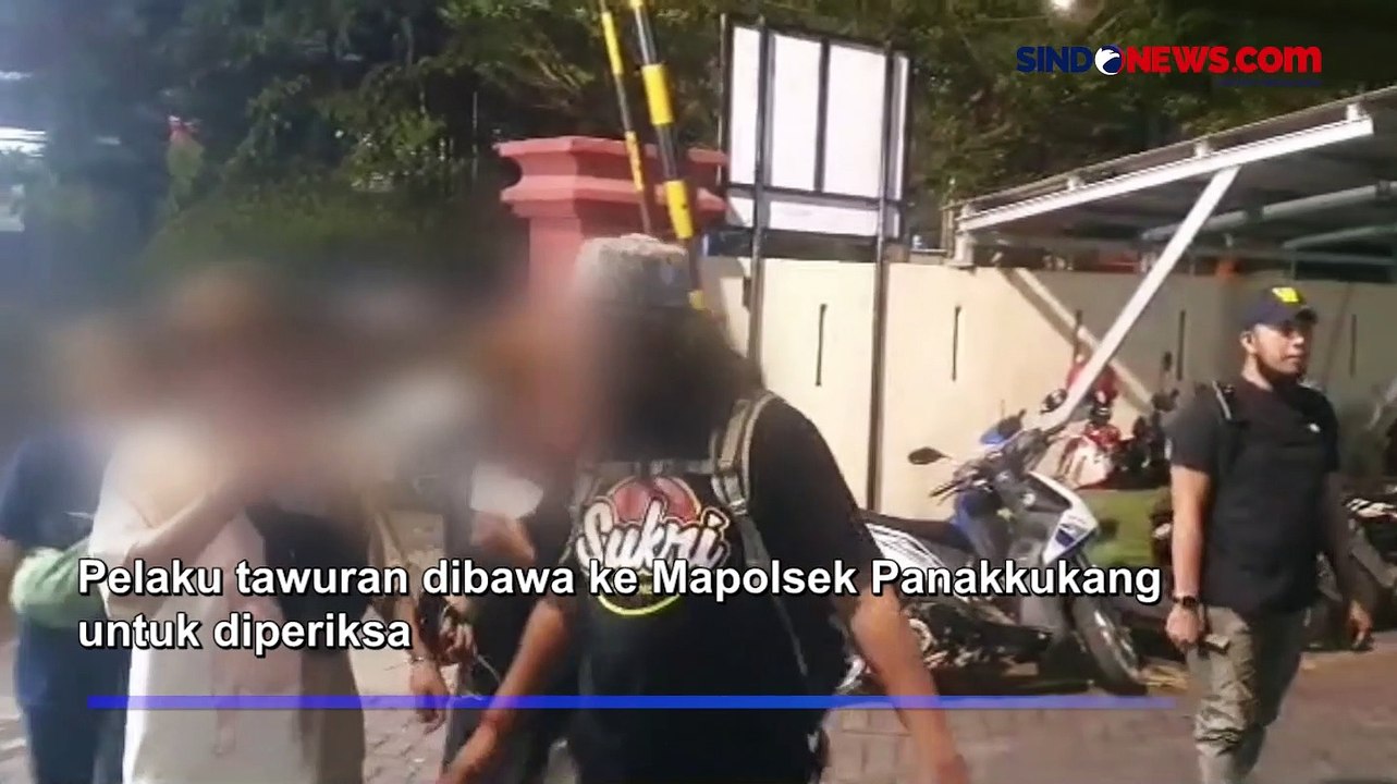 Tersinggung! 2 Kelompok Remaja Putri 'Adu Jotos...