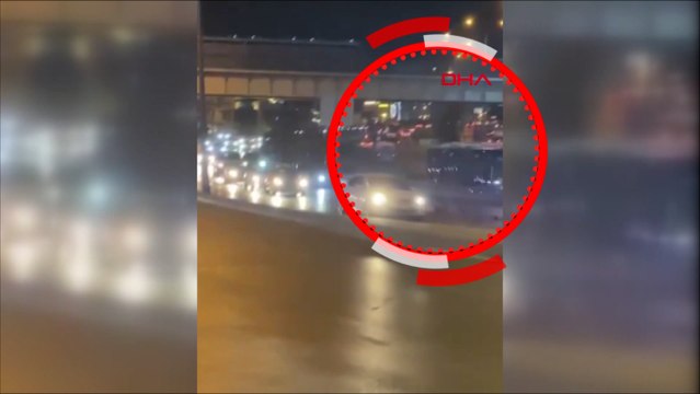 D-100'de karşıdan karşıya geçmeye çalışırken otomobil çarptı