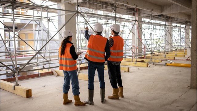 Immobilier : les permis de construire s'effondrent, notre carte de France