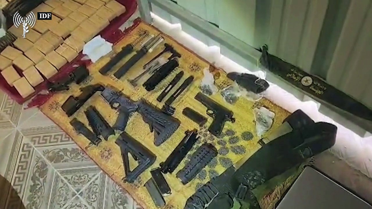 الجيش الإسرائيلي ينشر لقطات مصوّرة لمصادرته أسلحة خلال عملية جنين