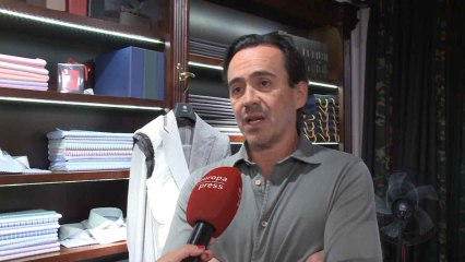 El director general de Yusty revela detalles sobre el chaqué de novio de Íñigo Onieva.