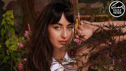 Behind the scenes: Syrian singer Faia Younan