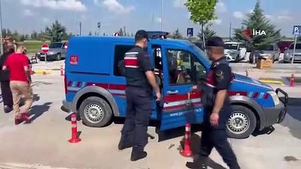 Jandarma 6 ayda 2 bin 897 aranan şahsı yakaladı