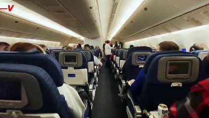 Here's Why You May Want To Avoid That Window Seat On A Plane