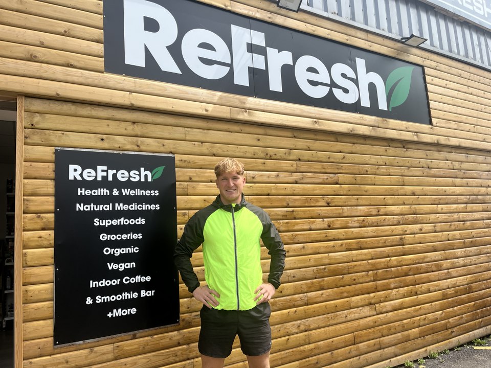 Refresh Health Shop opens this week on London Road - video Dailymotion