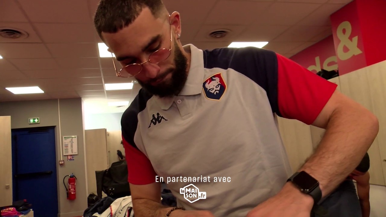 Dans le vestiaire avant le départ en stage à Deauville
