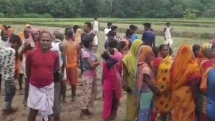 बिग ब्रेकिंग: बिजली करंट की चपेट में आने से पशु पालिका और भैंस की दर्दनाक मौत, देखें रिपोर्ट