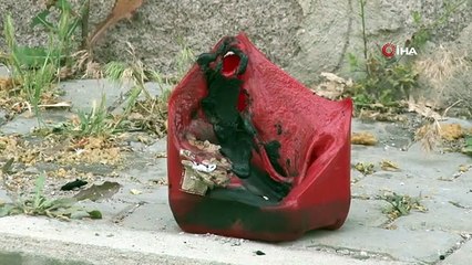 Boşanma aşamasındaki eşini darp eden koca ev basıp otomobil kundakladı