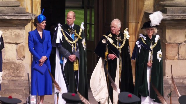 King’s Scottish ceremony sealed with Red Arrows finale
