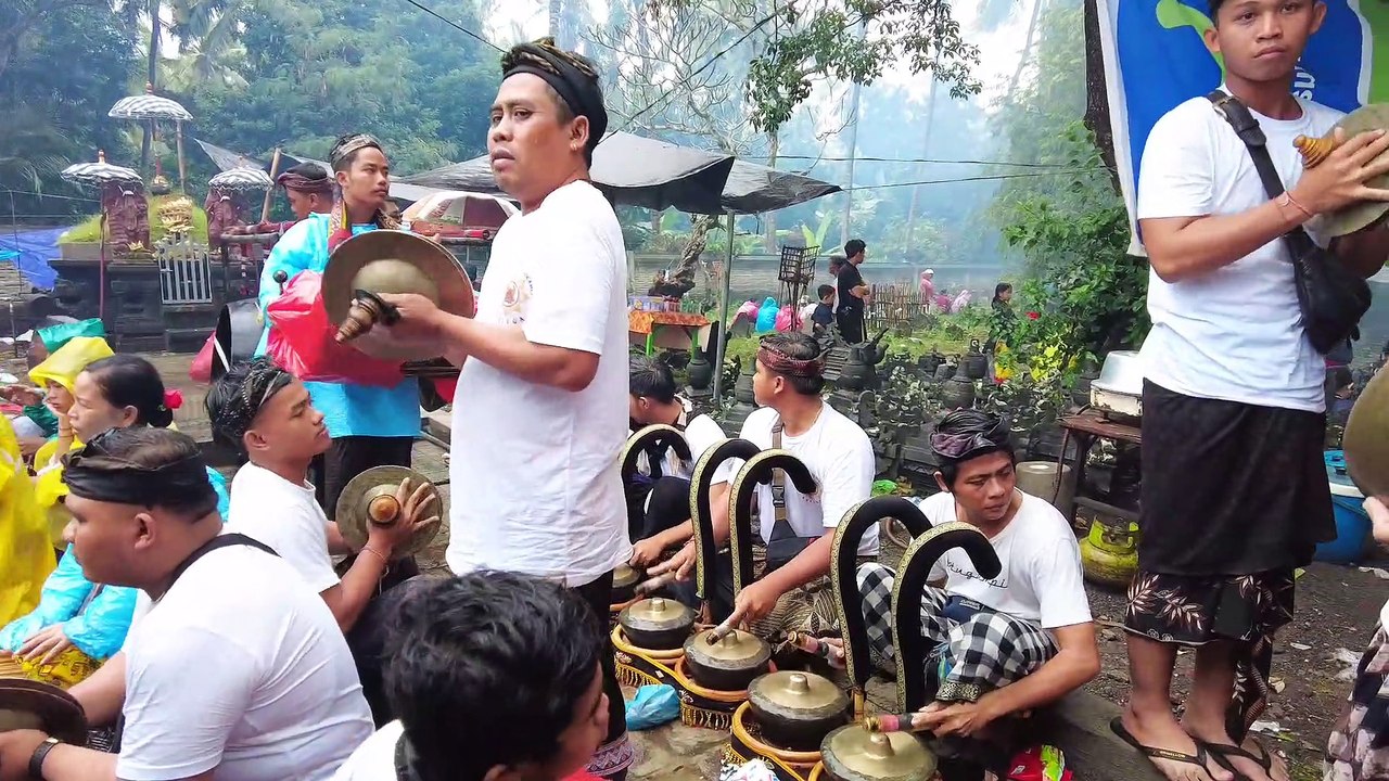 Gong Baleganjur Angantelu Antiga Karangasem Bali Video Dailymotion