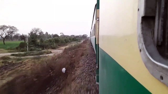 Tezgam Express 7UP Approaching Lala Musa JN | Nice Track Sound | Railway Track Velogs