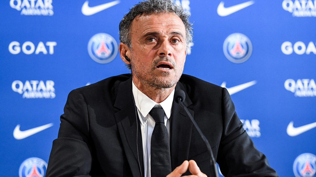 « J'étudie le français », la première prise de parole de Luis Enrique, nouveau coach du PSG
