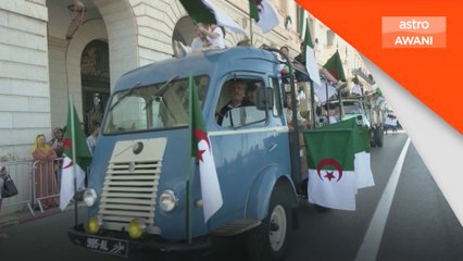 Kemerdekaan: Warga Algeria rai ulang tahun kemerdekaan sehari awal