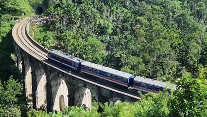 Nine Arches Bridge