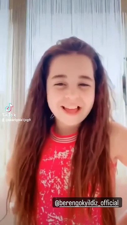 Beren Gökyıldız (Tiktok Videosu)