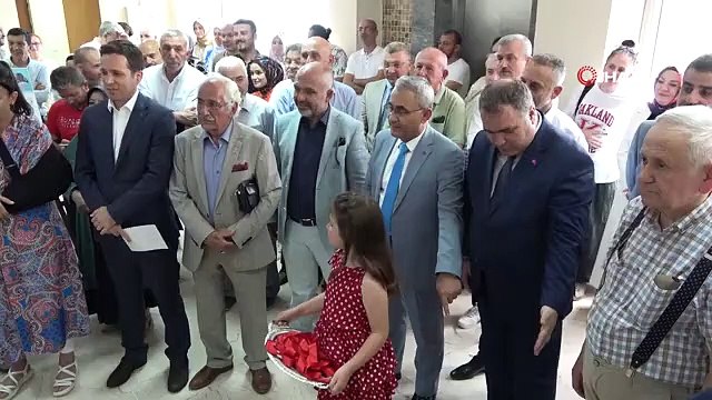 Başkan Alim Işık: 'Sanatçılarımıza hizmet etmek boynumuzun borcudur'