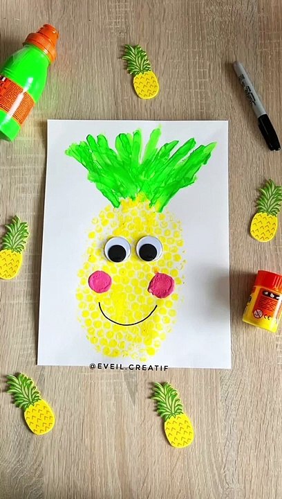 Ananas rigolo   Activite estivale pour faire revenir le soleil a la maison cet apres midi.   De la peinture et du papier bulle, a vous de jouer !