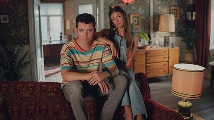 Netflix's 'Sex Education' To End With Season 4 | THR News