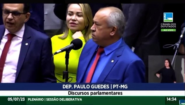 CONFUSÃO EM BRASÍLIA! Bolsonarista e petista quase saem na mão no Plenário: Seja homem