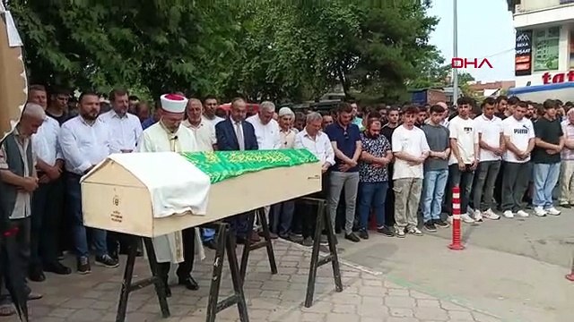 Doğum günü kutlamasına giderken kaza yapan genç motosiklet sürücüsü toprağa verildi