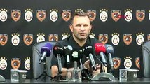 Galatasaray Teknik Direktörü Okan Buruk'un açıklamaları