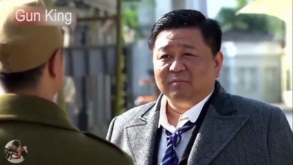 นายที่ล้อมรอบด้วย Japs ใช้นิ้วของเขาเป็นปืนข่มขู่พวกเขาให้ยอมจำนน