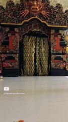 Tari Topeng Kenyem Manis Bali