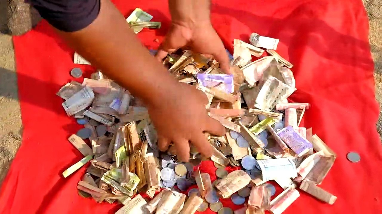 Treasure Hunting _☠️_ ഭൂമിക്കടിയിൽ ഒളിപ്പിച്ച നിധി കണ്ടു പിടിച്ചു _ M4 Tech _