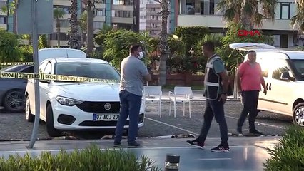 Antalya'da Otomobil İçinde Ölü Bulunan Kişi