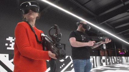 Esport: dans une arène bretonne, la réalité virtuelle fait marcher les joueurs