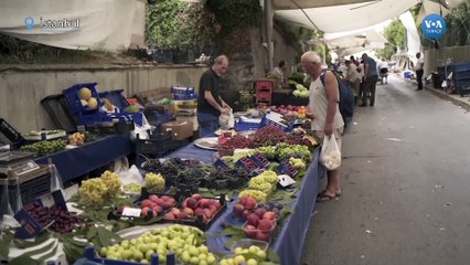 Pazarda emekliler fiyatlara tepkili: “Maaşlarımıza zam istemiyoruz bu pahalılık dursun”