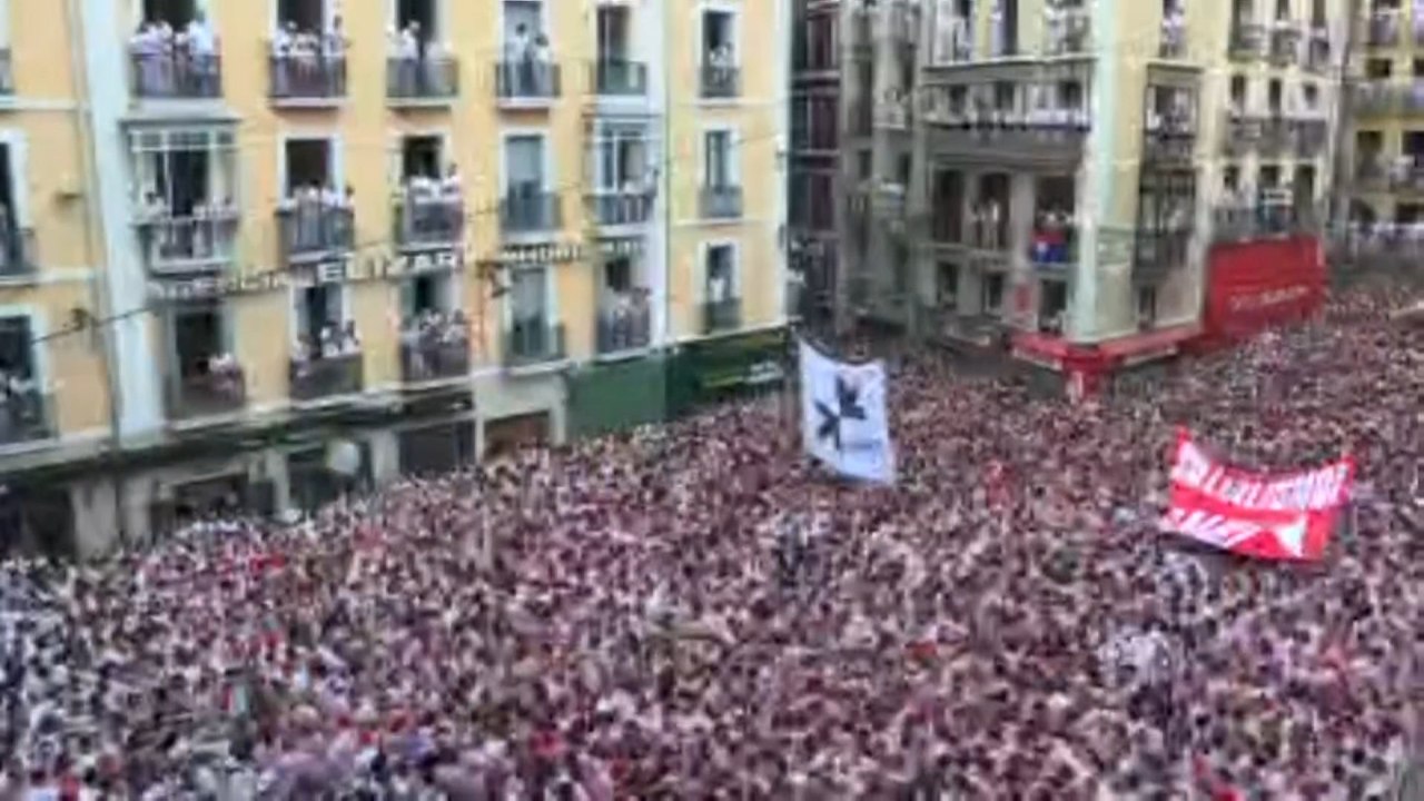 Suivez en direct le coup d'envoi des fêtes de la San Fermin à Pampelune en Espagne