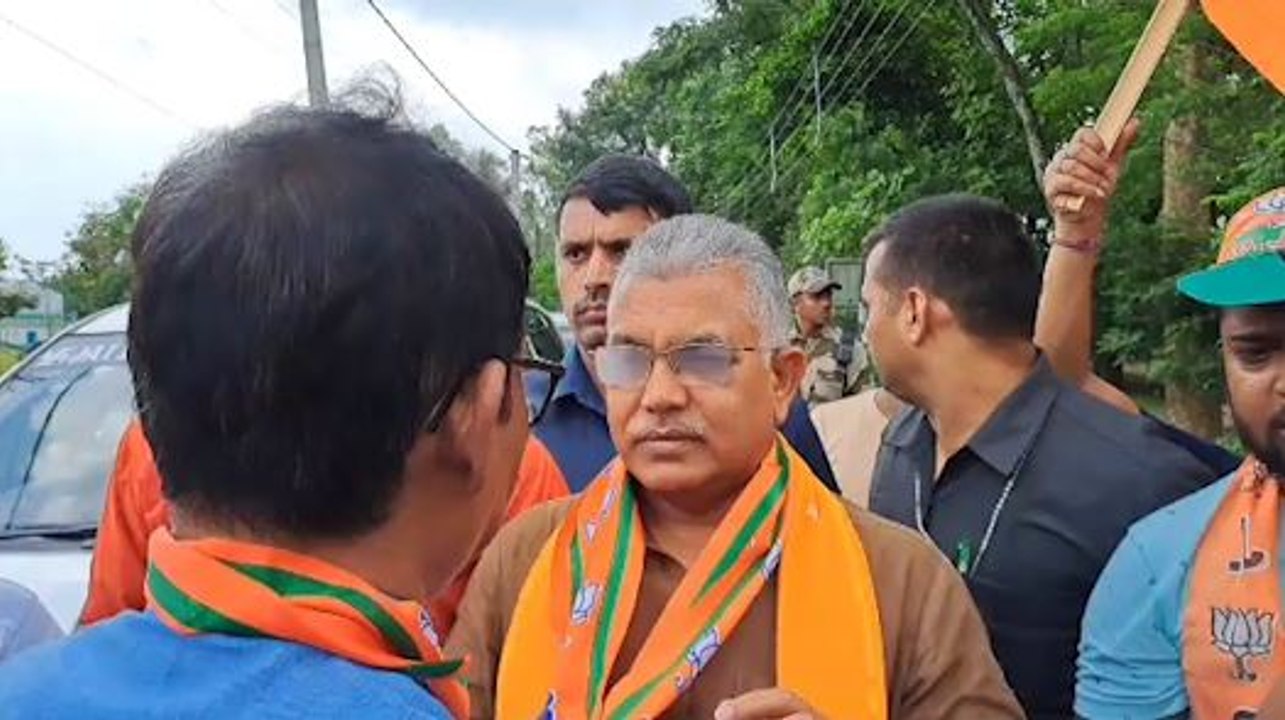 হিংসার পরিবেশ তৈরি করে নির্বাচন জেতার কৌশল তৃণমূলের মন্তব্য দিলীপ ঘোষের