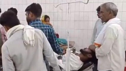 महोबा: तेज रफ्तार ट्रैक्टर ने बाइक में मारी टक्कर, हादसे में 3 युवक हुए गंभीर घायल