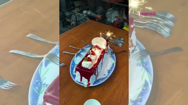 Bakkala kola almaya gönderdiği çırağına sürpriz bir doğum günü kutlaması yaptı! O anlar...