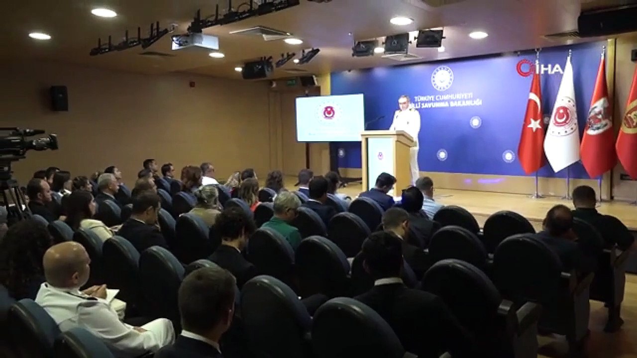 MSB: "24 Temmuz 2015'ten bugüne kadar ise Irak ve Suriye'nin kuzeyi dahil 38 bin 137 terörist etkisiz hale getirilmiştir"