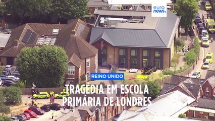 Criança morre após carro embater numa escola em Wimbledon