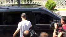 Tepki çeken görüntü! Arda Güler'i Real Madrid uçağına koluna giren polisler götürdü