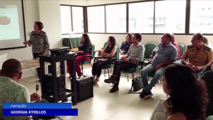 Cemit discute soluções para prevenir incidentes com tubarões