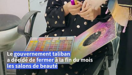 Les femmes afghanes réagissent à la fermeture annoncée des salons de beauté