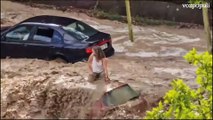 Coches arrastrados por el agua y personas atrapadas tras una tormenta tremenda en Zaragoza